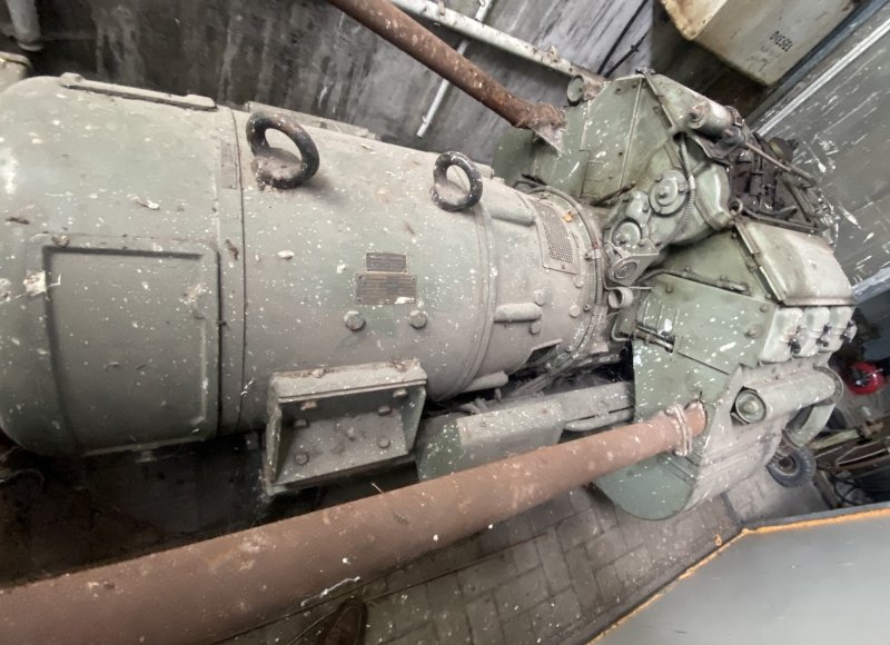 Deutz 6-Zylinder Notstromdiesel