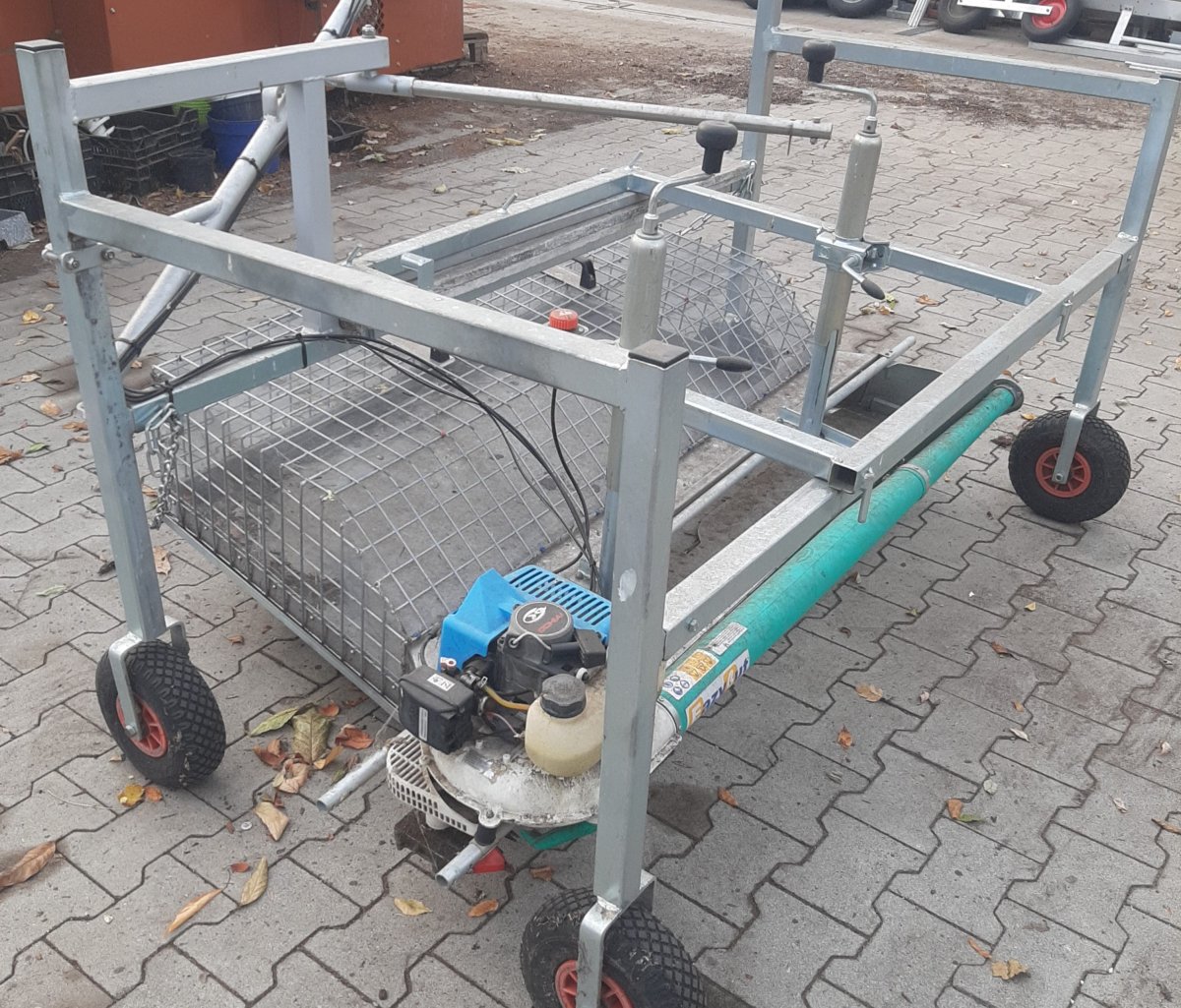 EasyCut Stutzmaschine auf Fahrgestell