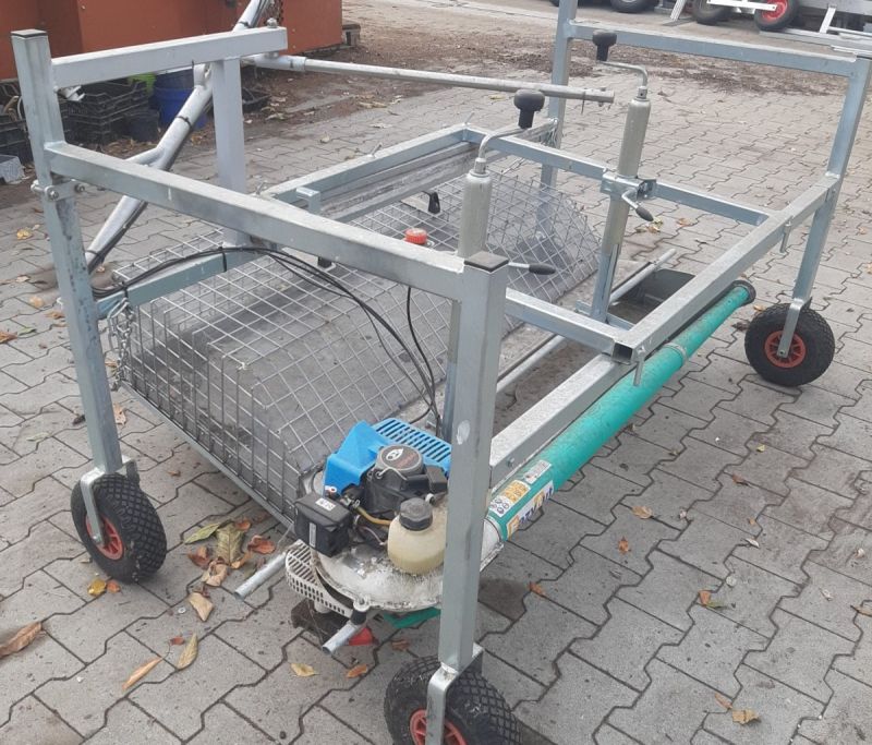 EasyCut Stutzmaschine auf Fahrgestell