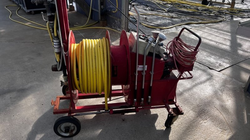 Schlauchaufroller elektrisch