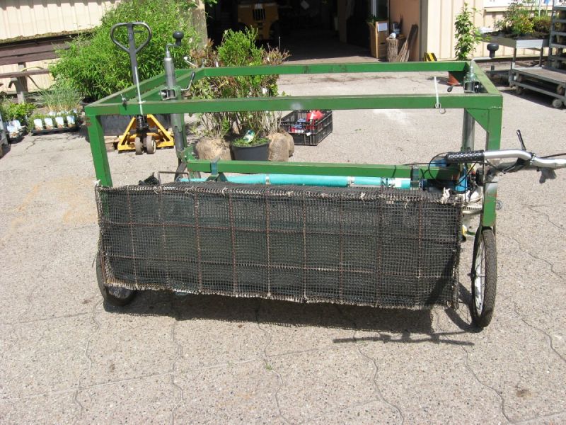 Stutzmaschine, EasyCut auf Fahrgestell zu verleihen